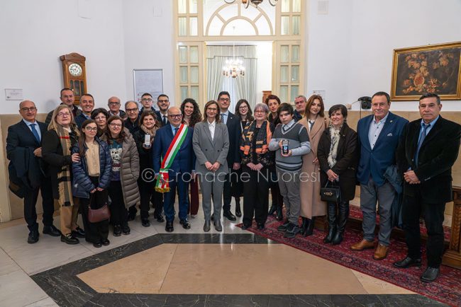 Le famiglie Cabras e Lorrai col Prefetto (foto S.Novellu)