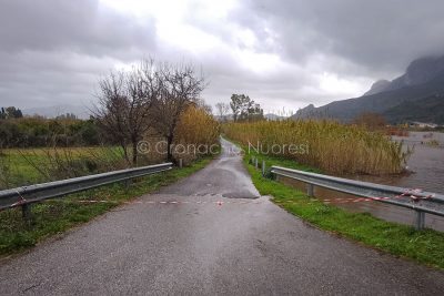 Strada chiusa di fianco al Cedrino