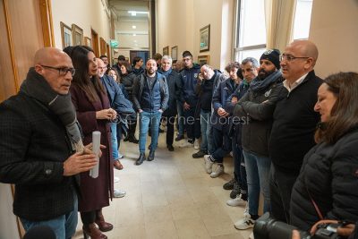 Un momento dell'incontro con la Nuorese (foto Novellu)