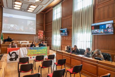 Assemblea della scuola in Provincia (foto S.Novellu)