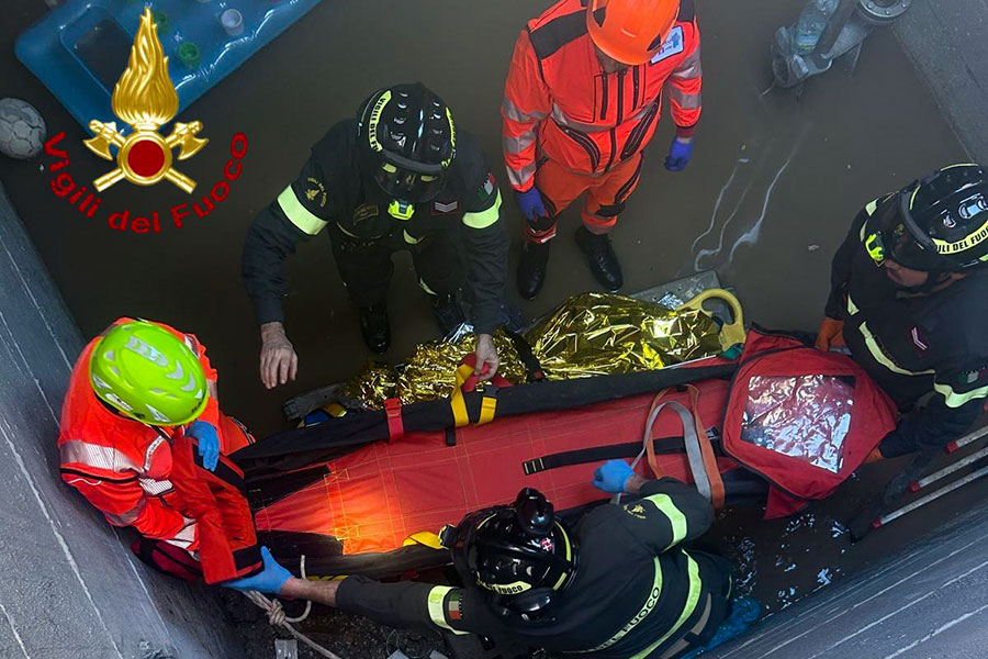 Operaio cade in una cisterna: salvataggio complesso dei vigili del fuoco – VIDEO