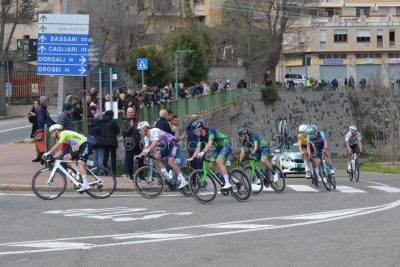 Il passaggio del giro di Sardegna a Nuoro (foto Nieddu)
