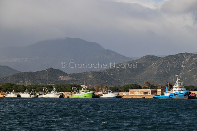 Imbarcazioni al porto di Arbatax
