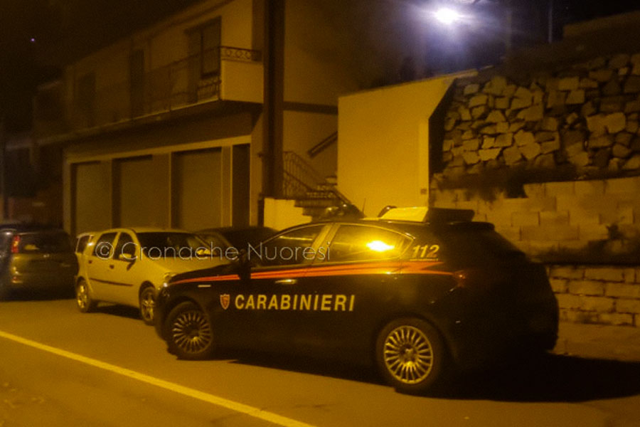 Agguato nel centro di Orani, il killer ha colpito nel buio tra le strade chiuse per il Carnevale