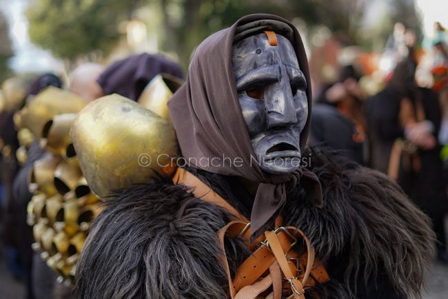 Mamoiada, Mamuthone (foto S.Novellu)