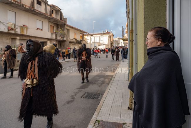Mamoiada, Mamuthones (foto S.Novellu)