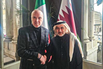 Mauro Balata con Abdulla Bin Jassim Al Zeyara
