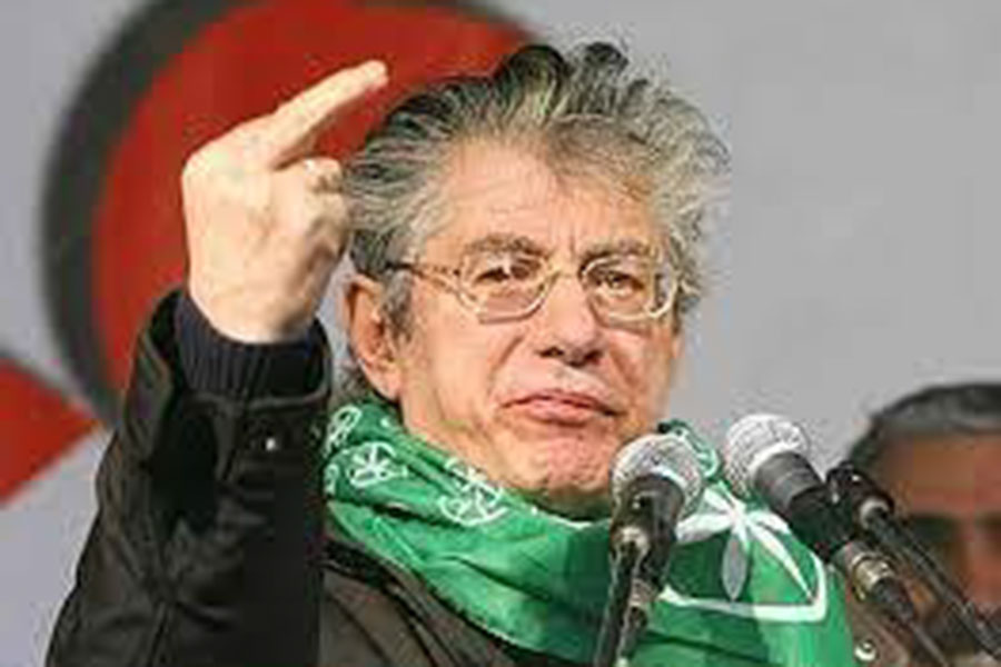 È morto Umberto Bossi, il Senatur che ha cambiato la politica italiana