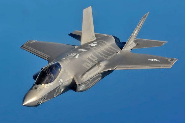 Un caccia F-35A Lightning II dell'Aeronautica Militare statunitense