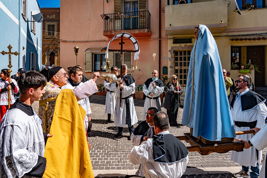 Il rito de S’Incontru a Sennariolo (foto S.Novellu)