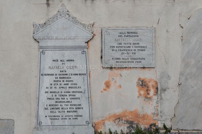 La lapide commemorativa di Raffaele Ciceri