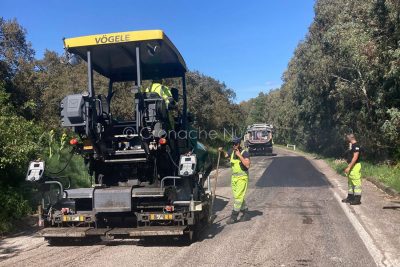 Lavori sulla strada che conduce al monte di Sant'Antonio