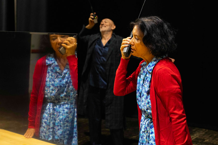 CeDAC Sardegna. Nives in tour in Sardegna: il viaggio teatrale tra solitudine e ricordi