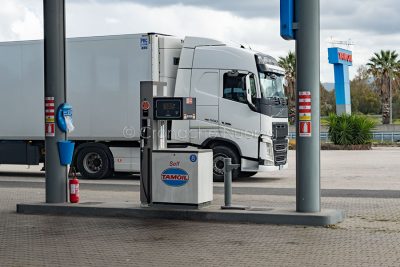 Rifornimento di carburante (foto S.Novellu)