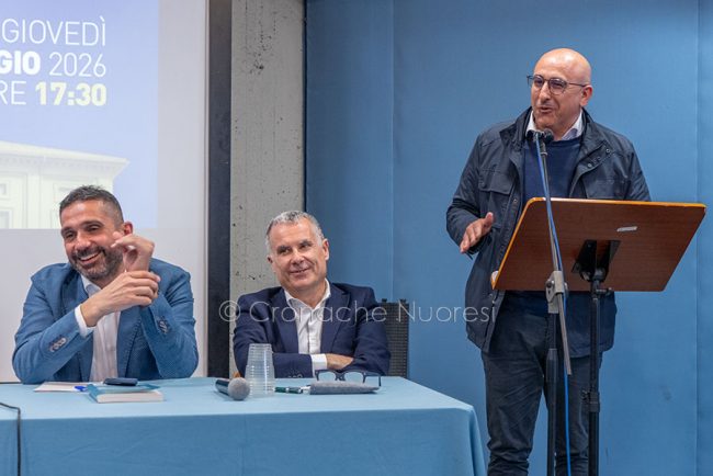 Presentazione del libro di Roberto Deriu, Emiliano Fenu (foto S.Novellu)
