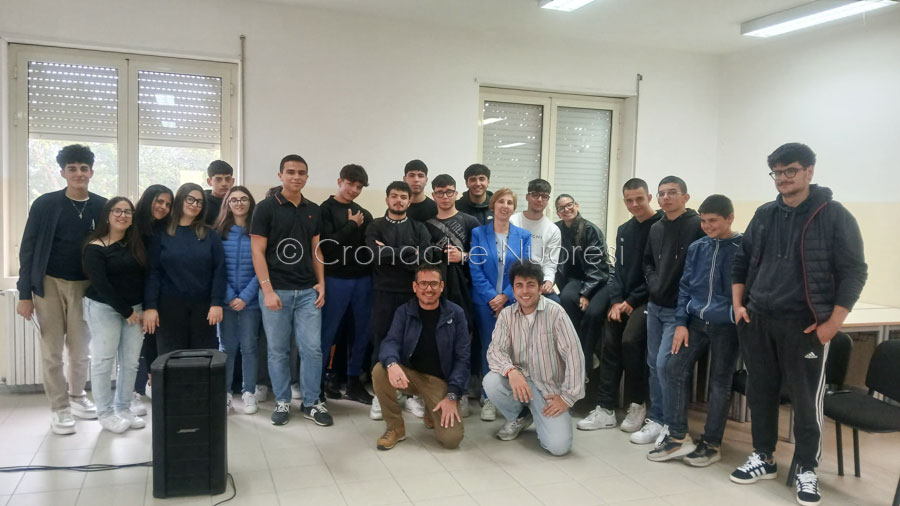 Il progetto “Respiro Sonoro” unisce musica e tecnologia a Orosei: il successo del laboratorio con Moses Concas