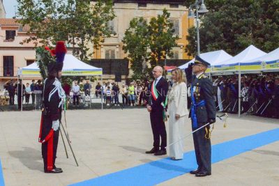 2 giugno, Il sindaco Fenu e la prefetta Nigro (foto Nieddu)