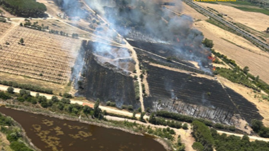 Nuovi incendi in Sardegna: il Corpo Forestale in azione tra l’oristanese e Olmedo con il supporto degli elicotteri e del Super Puma