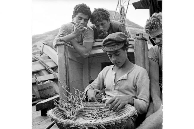 Jean Dieuzaide, pescatori, 1956 (Archivio ISRE)