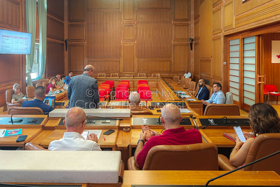 Bilancio in salute e cultura in rete: il Consiglio provinciale fa il punto tra conti e identità