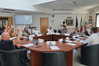 Il voto sull'acquisizione dell'ex cartiera di Arbatax