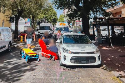 Soccorsi al pedone investito in via Lamarmora