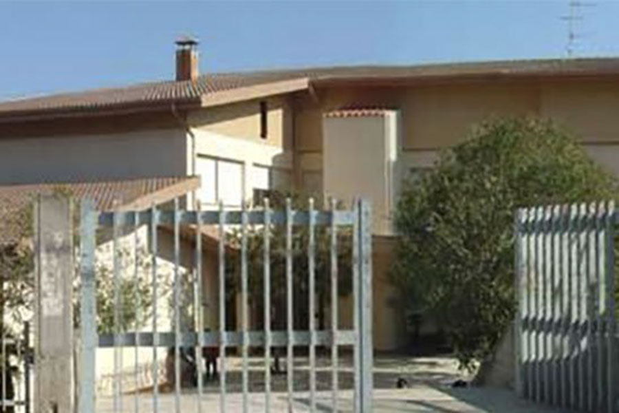 Orosei, posticipato l’avvio delle scuole: Opposizione attacca e Farris risponde «prima la sicurezza»