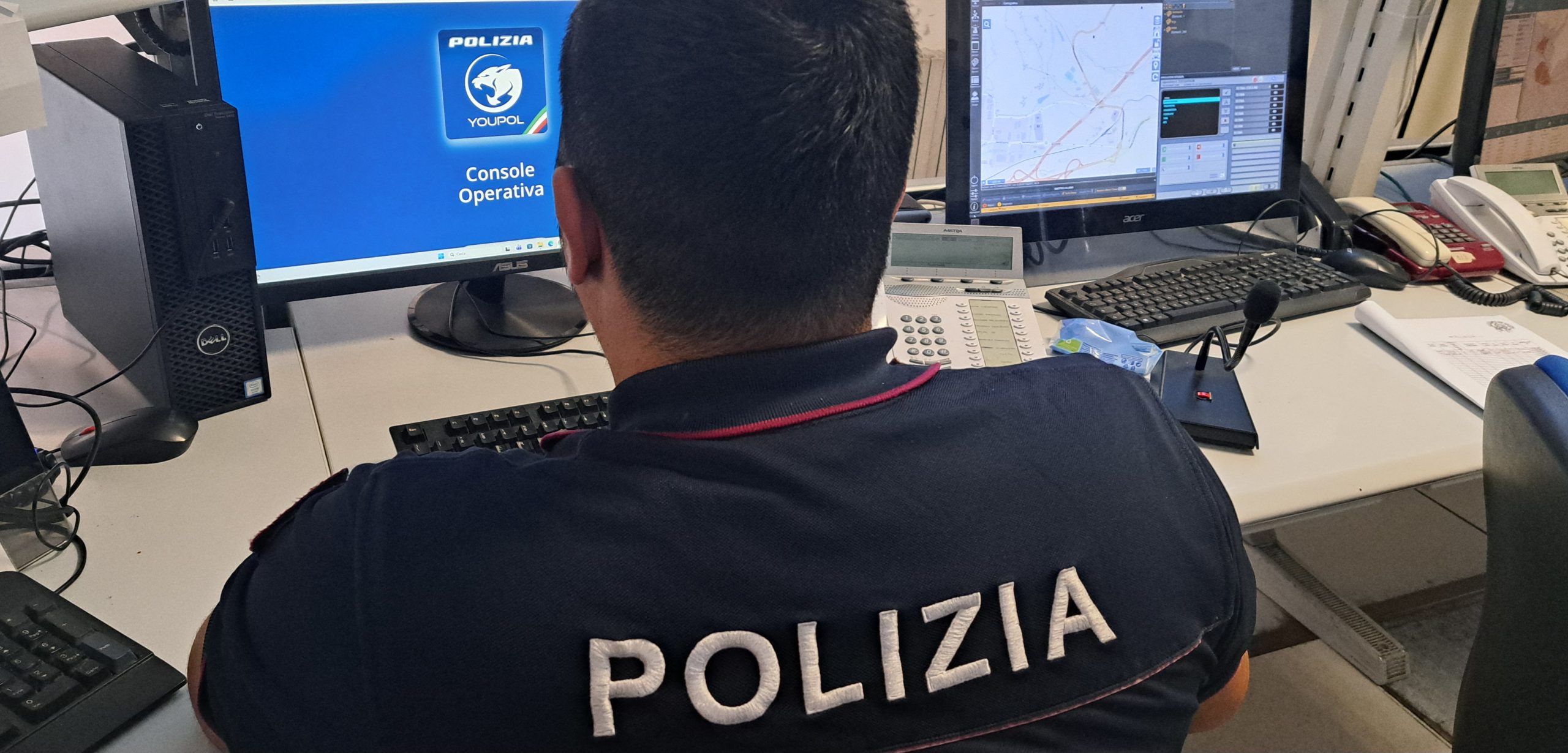 Droga in un esercizio commerciale: denunciato un dipendente dopo la segnalazione su YouPol