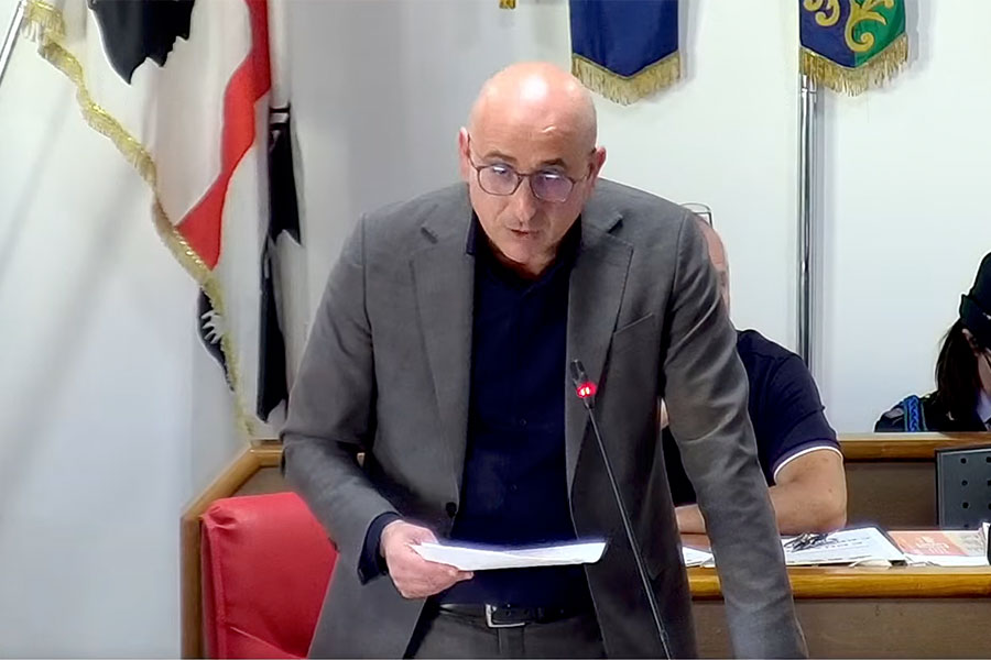 L'intervento del sindaco Emiliano Fenu