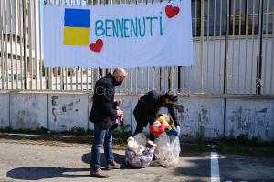 Arrivo profughi ucraini a Cagliari (foto F.Sarti) 06