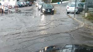 Bomba d'acqua su Nuoro (© Cronache Nuoresi)