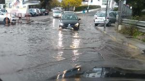 Bomba d'acqua su Nuoro (© Cronache Nuoresi)
