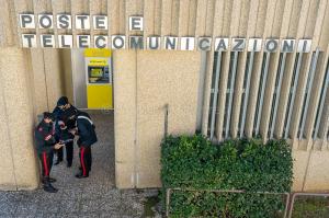 Fonni, rapina alle poste con sparatoria (foto S.Novellu)