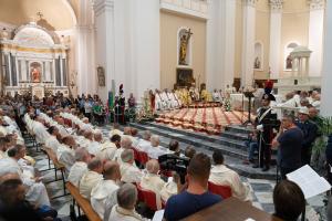 L'insediamento di Monsignor Antonello Mura (foto S.Novellu)