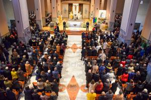 L'offerta dei ceri votivi a N.S. delle Grazie (foto S.Littarru)
