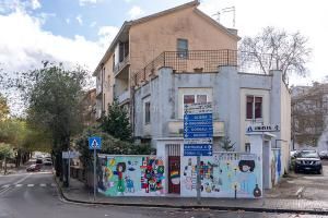 Nuoro, l murale in via S.Barbara (foto S.Novellu)