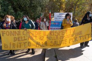 Nuoro, manifestazione in difesa della sanità (foto S. Novellu) 32