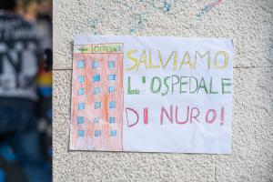 Nuoro, manifestazione per la sanità (foto S.Novellu)