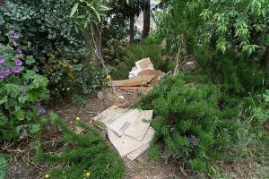 Nuoro. Bivacco per migranti al Sacro Cuore (© foto S.Novellu)