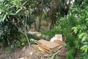 Nuoro. Bivacco per migranti al Sacro Cuore (© foto S.Novellu)