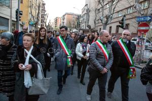 Nuoro. Manifestazione di rabbia contro l'uccisione di Romina Meloni (foto S.Novellu)