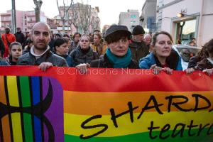 Nuoro. Manifestazione di rabbia contro l'uccisione di Romina Meloni (foto S.Novellu)