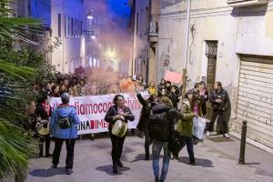Nuoro. Manifestazione di rabbia contro l'uccisione di Romina Meloni (foto S.Novellu)