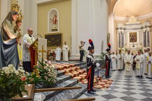 Santa messa in onore di Santa Maria della Neve (foto S.Littarru)