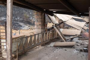 Scano Montiferro, i danni dell'incendio (© foto S.Novellu)