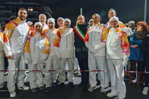 Tedofori nuoresi col sindaco Fenu (foto S.Novellu)