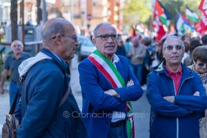 Nuoro,-manifestazione-per-la-Palestina-01 38