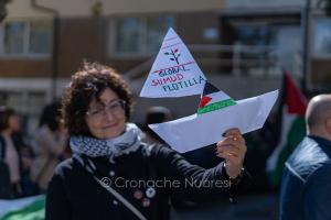 Nuoro,-manifestazione-per-la-Palestina-01 58