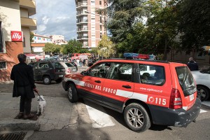 Nuoro,-minaccia-esplosione-01