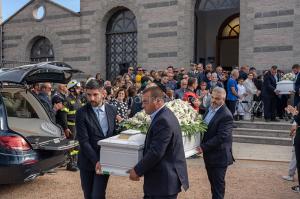 Strage-a-Nuoro--funerali-di-Giusi-Massetti,-Martina-e-Francesco-Gleboni-20